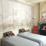 לינה וארוחת בוקר Casa Luna